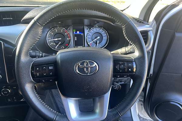 2021 Toyota Hilux SR5 GUN126R 4X4