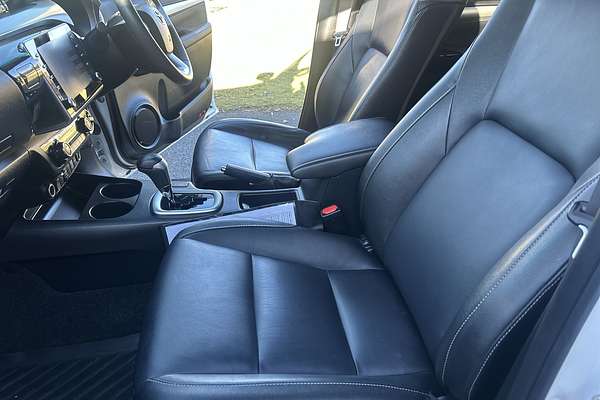 2021 Toyota Hilux SR5 GUN126R 4X4