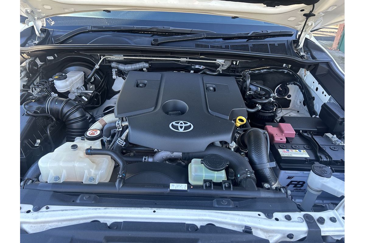 2021 Toyota Hilux SR5 GUN126R 4X4