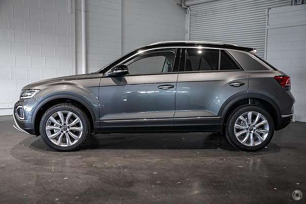 2025 Volkswagen T-Roc 110TSI Style D11