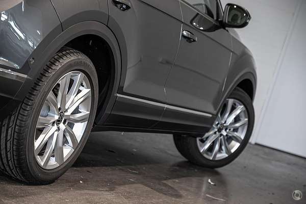 2025 Volkswagen T-Roc 110TSI Style D11
