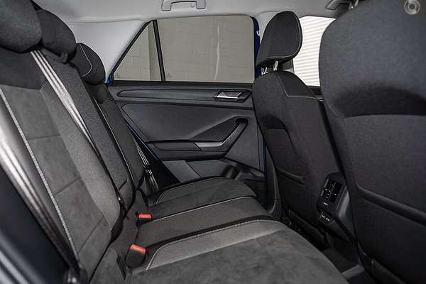 2025 Volkswagen T-Roc 110TSI Style D11