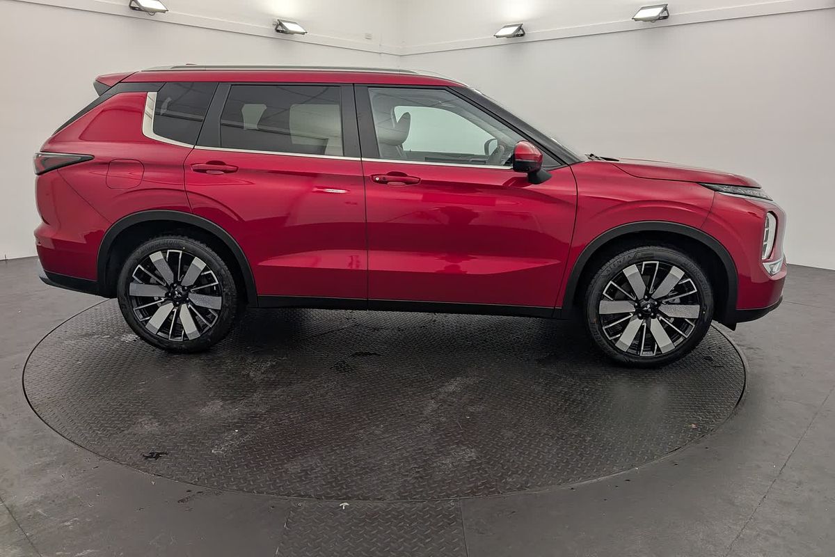 2025 Mitsubishi Outlander Aspire ZM