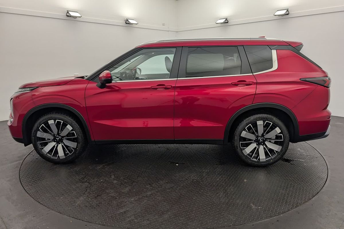 2025 Mitsubishi Outlander Aspire ZM