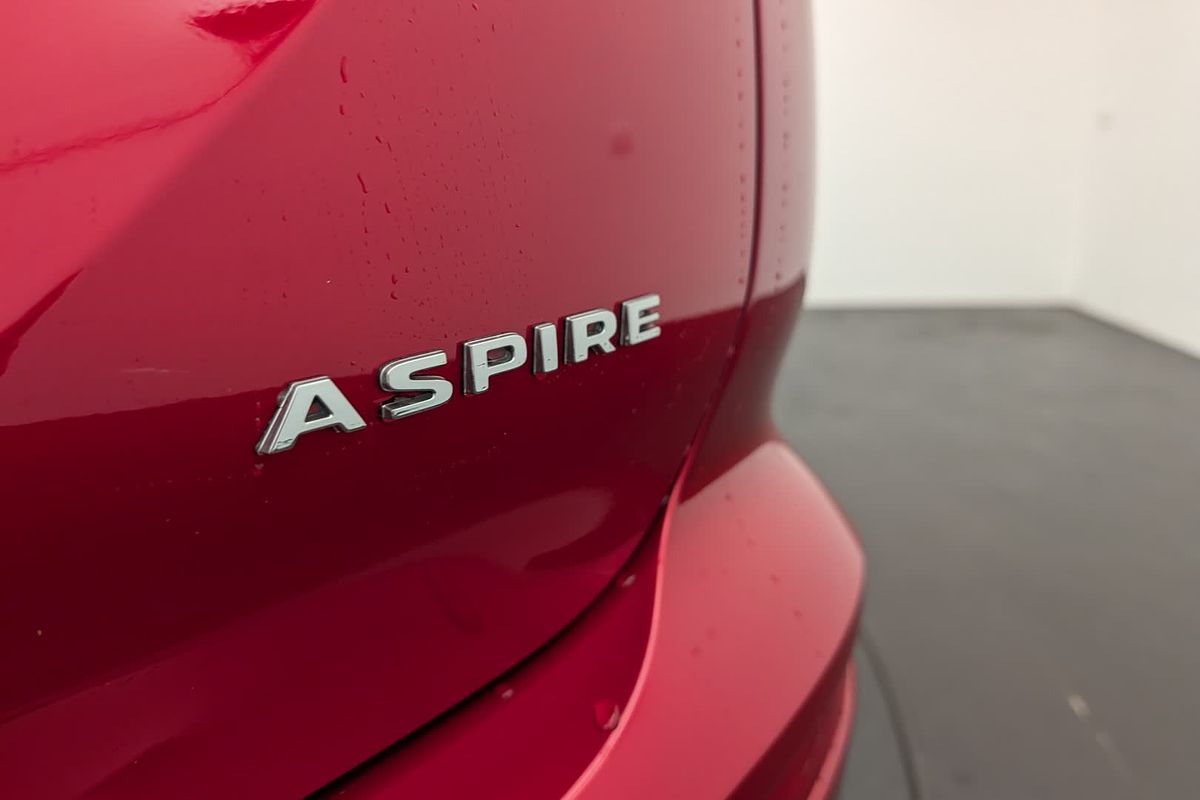 2025 Mitsubishi Outlander Aspire ZM