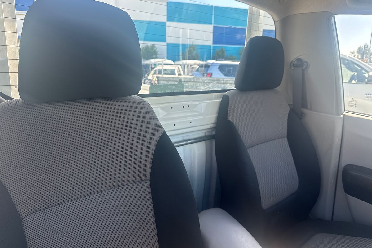 2014 Mitsubishi Triton GL MN Rear Wheel Drive