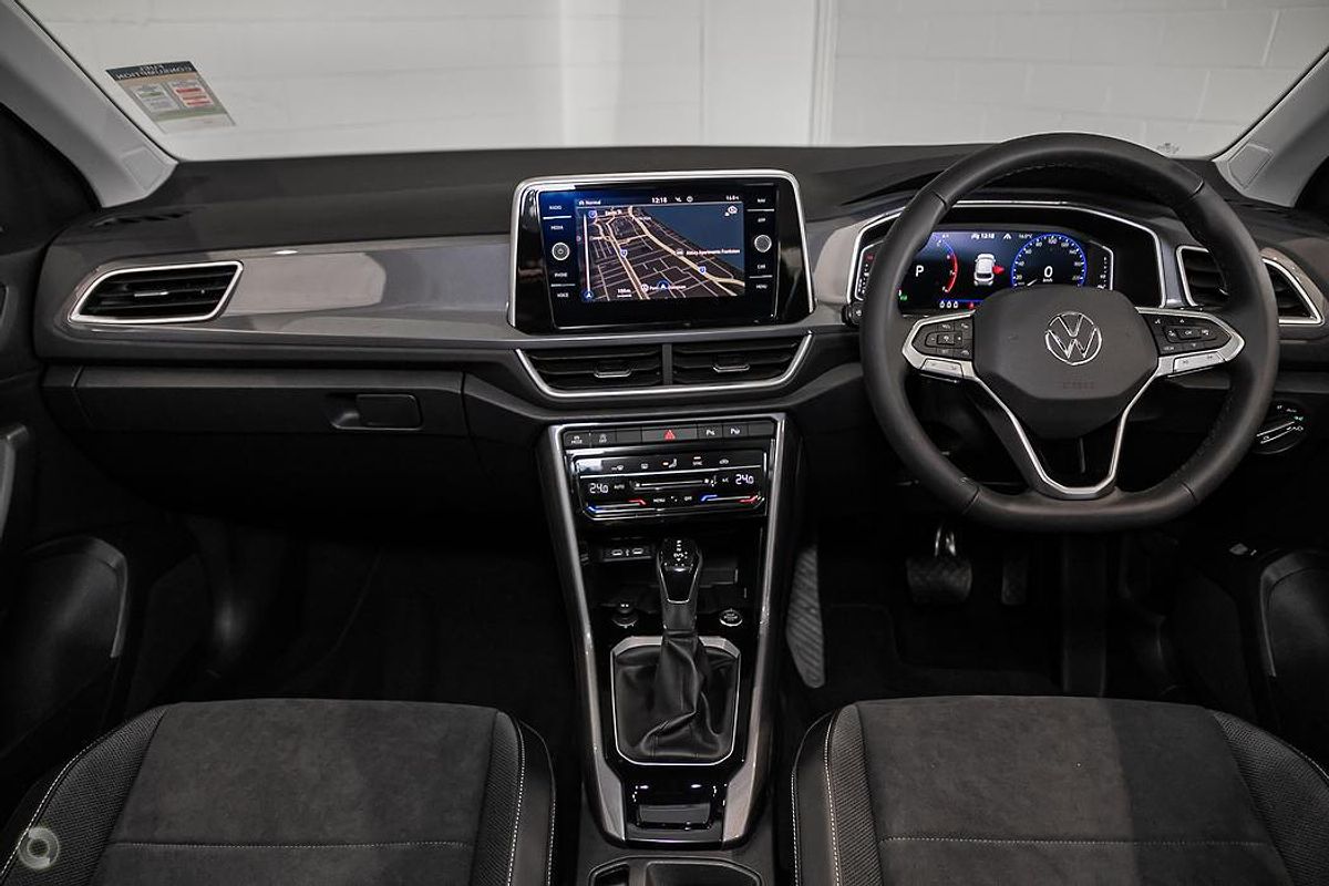 2025 Volkswagen T-Roc 110TSI Style D11