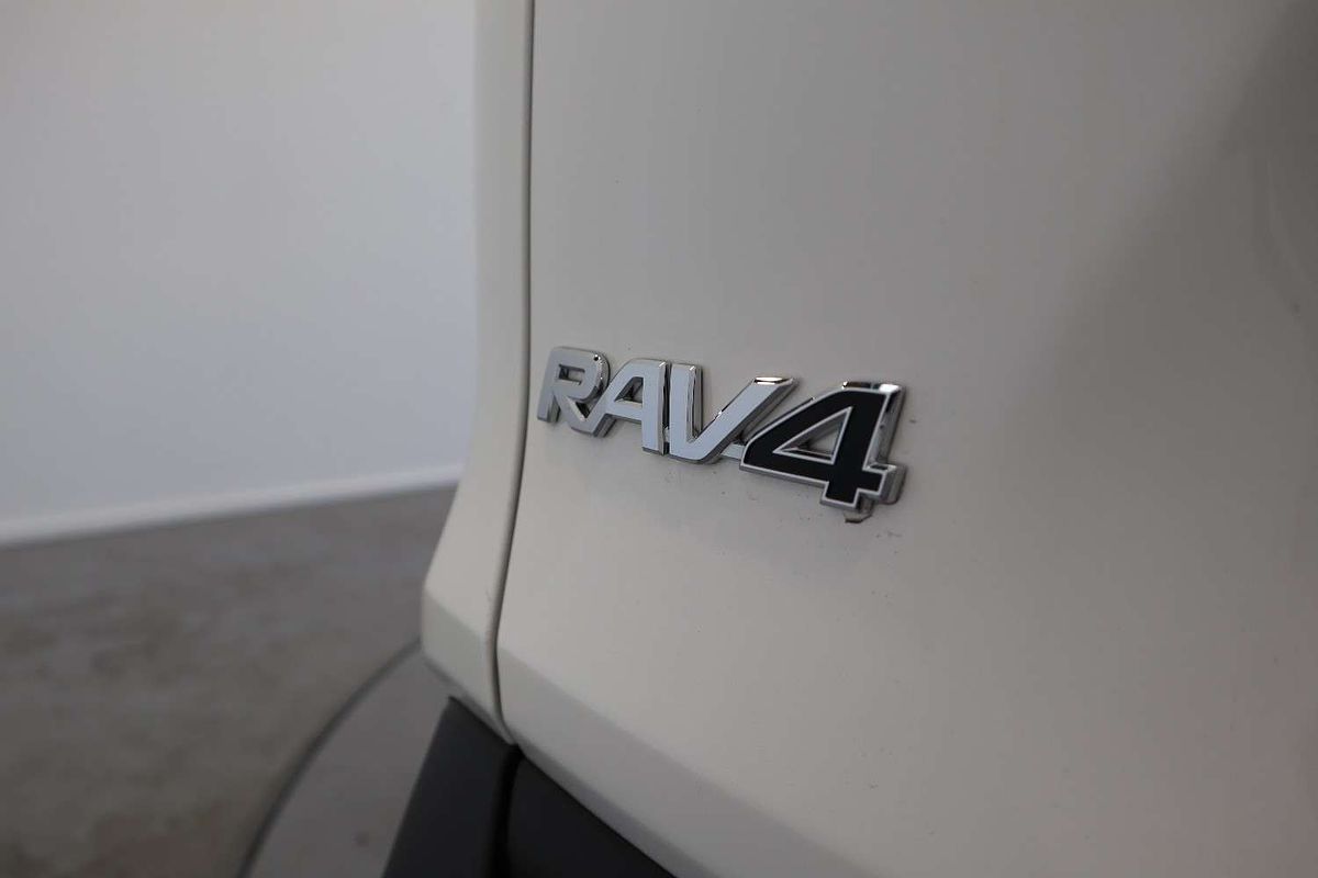 2022 Toyota RAV4 Cruiser AXAH52R
