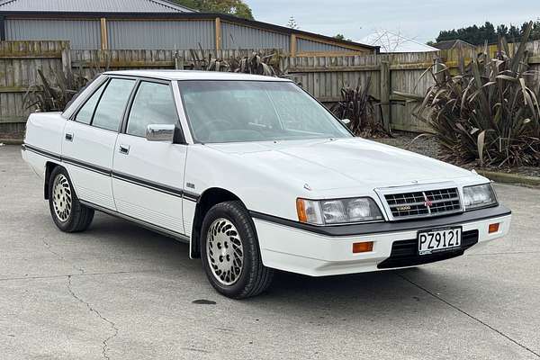 1991 Mitsubishi V3000