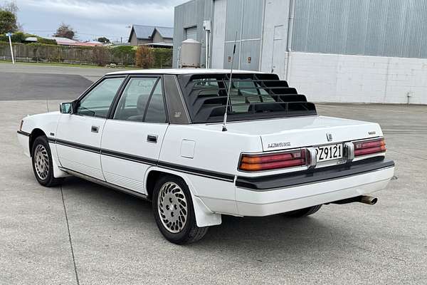 1991 Mitsubishi V3000