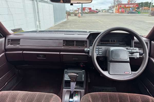 1991 Mitsubishi V3000