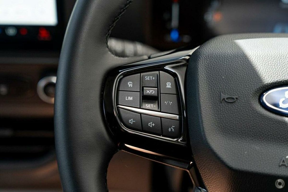 2024 Ford Transit Custom Trend 320L AV LWB