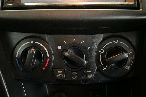 2014 Suzuki Swift GL Navigator FZ