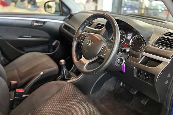 2014 Suzuki Swift GL Navigator FZ