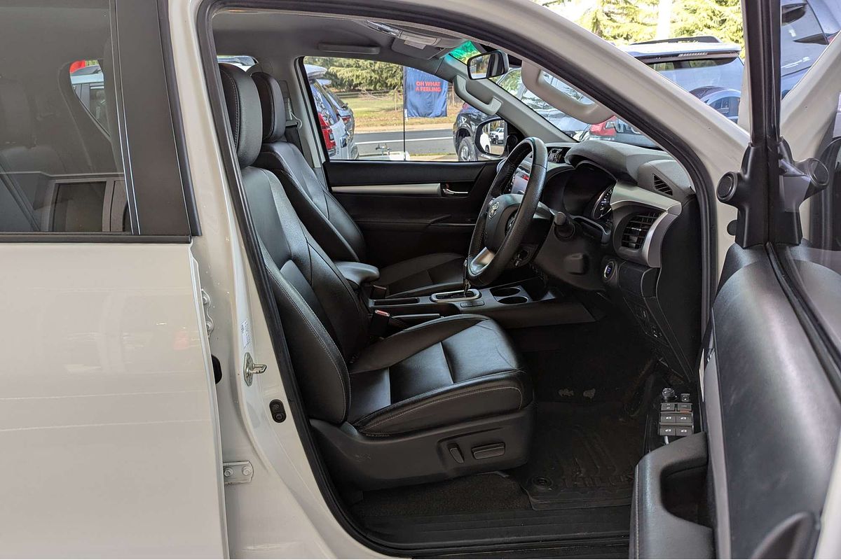 2021 Toyota Hilux SR5 GUN126R 4X4
