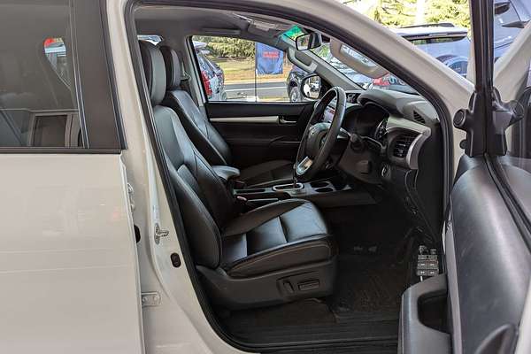 2021 Toyota Hilux SR5 GUN126R 4X4
