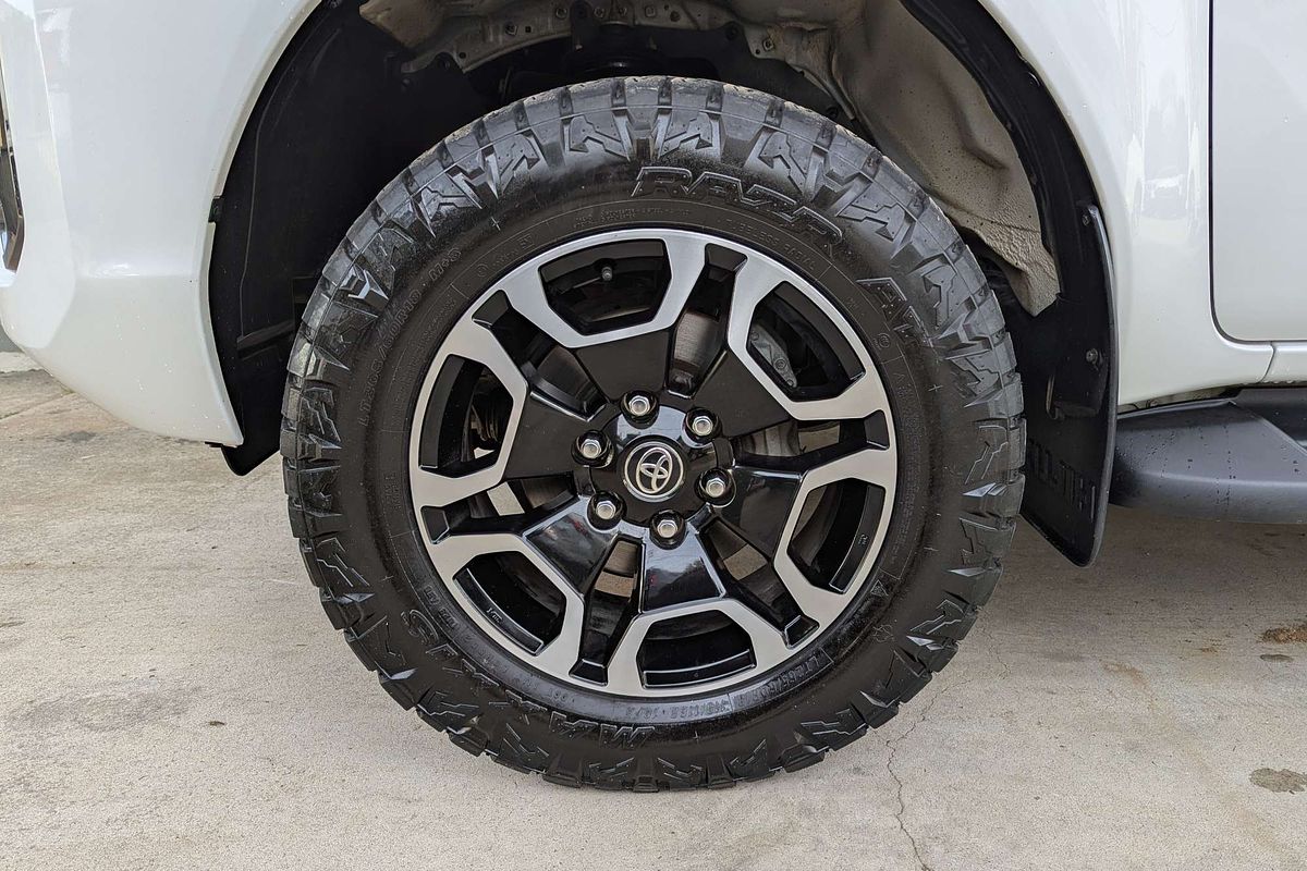 2021 Toyota Hilux SR5 GUN126R 4X4
