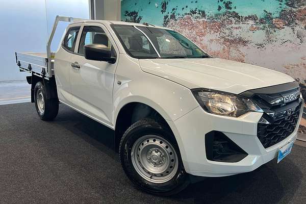 2024 Isuzu D-MAX SX High Ride Rear Wheel Drive