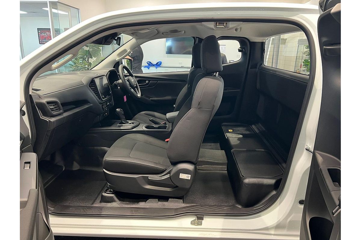 2024 Isuzu D-MAX SX High Ride Rear Wheel Drive