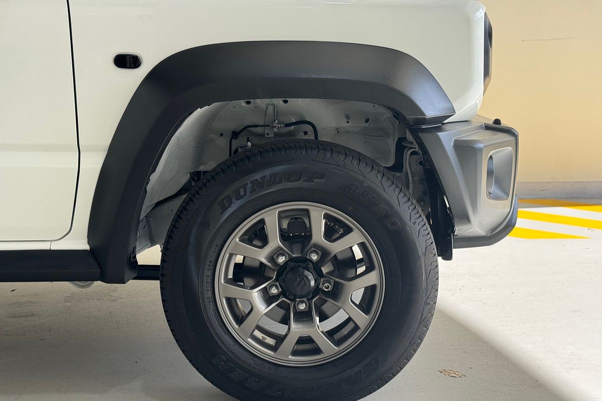 2023 Suzuki Jimny GLX GJ