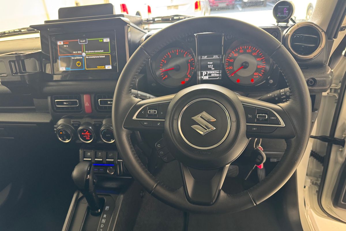2023 Suzuki Jimny GLX GJ