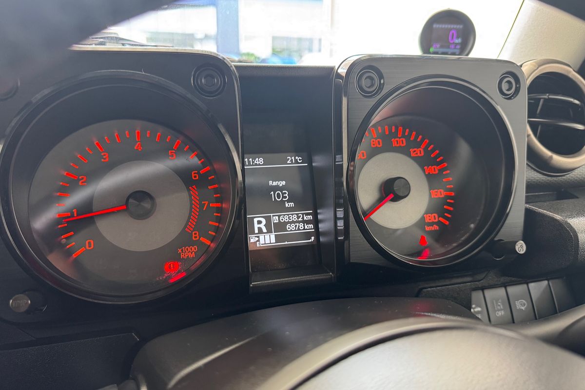 2023 Suzuki Jimny GLX GJ