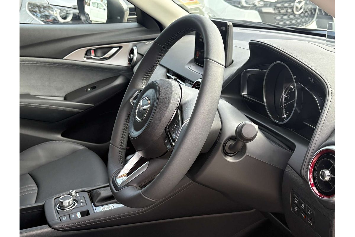 2025 Mazda CX-3 G20 Akari DK