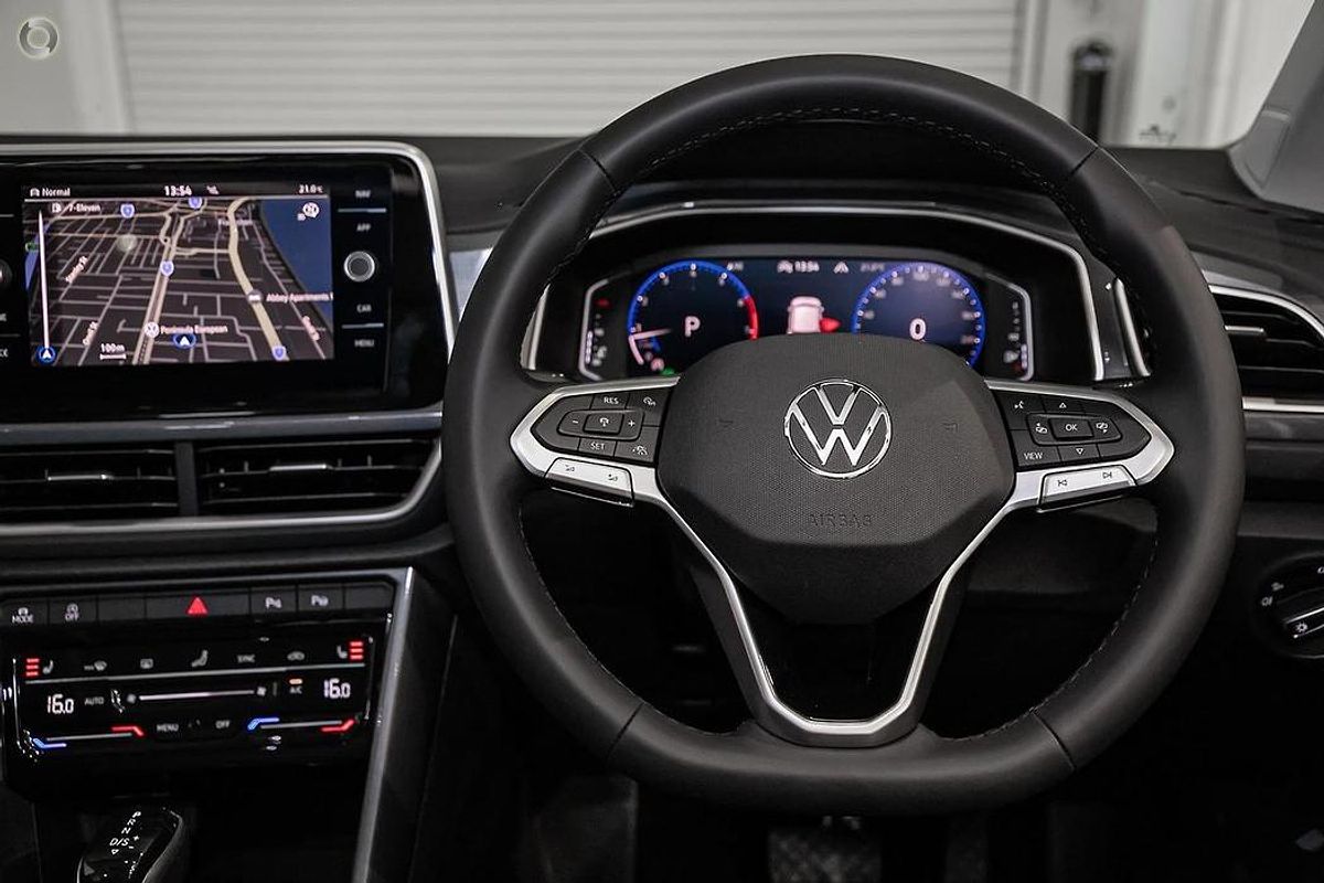 2025 Volkswagen T-Roc 110TSI Style D11