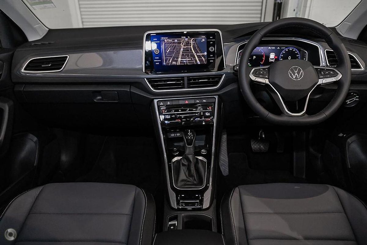 2025 Volkswagen T-Roc 110TSI Style D11