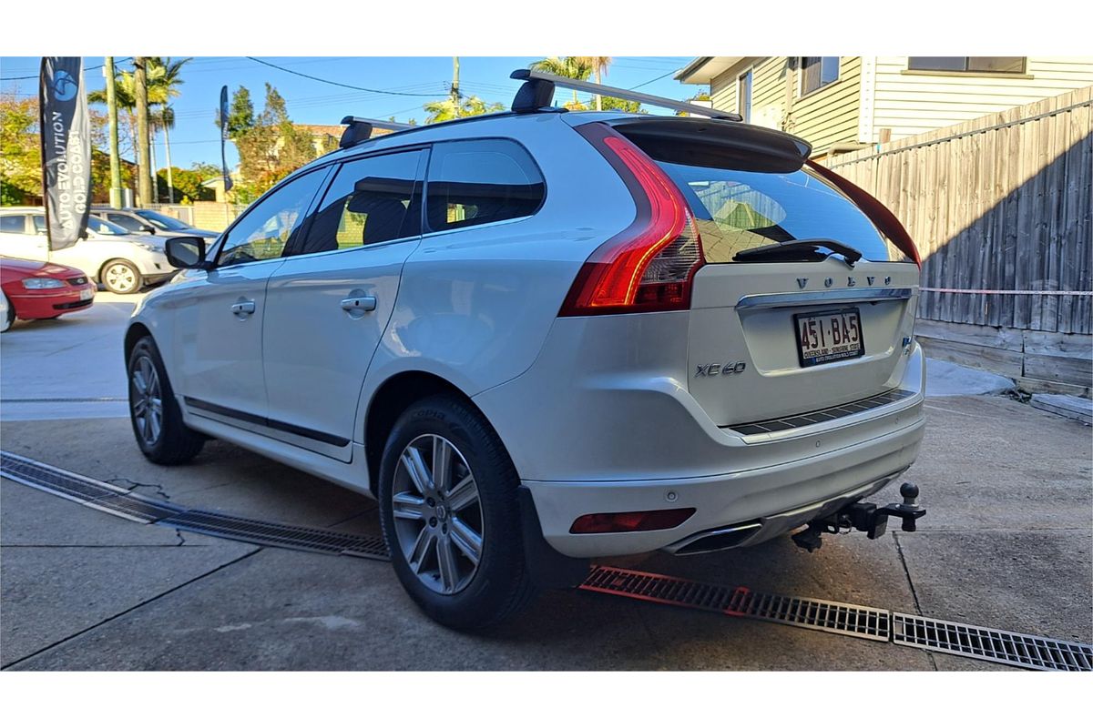 2016 Volvo XC60 D4 Luxury