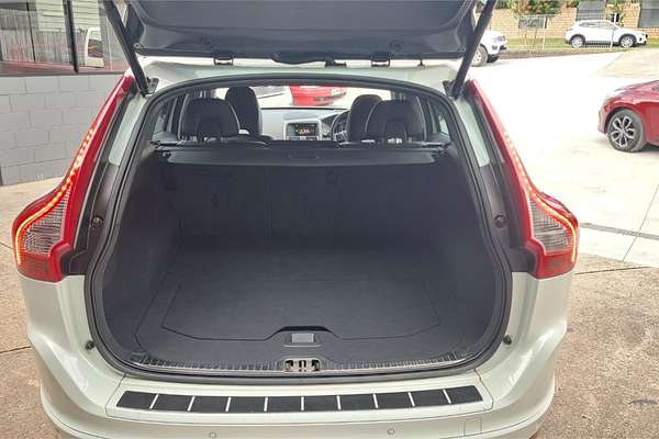 2016 Volvo XC60 D4 LUXURY DZ MY17