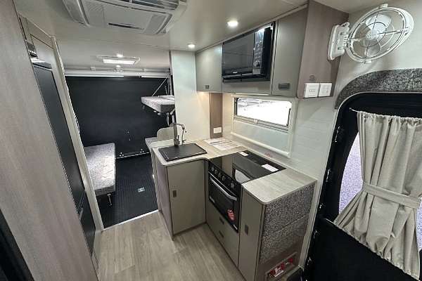 2025 Jayco BASE STATION CARAVAN 19.61-7.BS-MY25