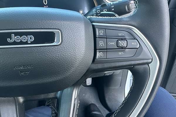 2023 Jeep Grand Cherokee Night Eagle WL