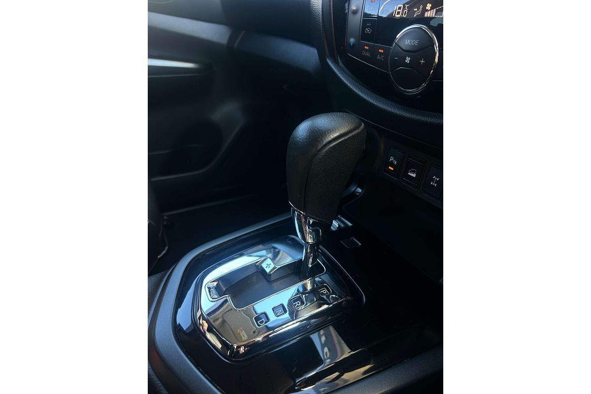 2021 Nissan Navara PRO-4X D23 4X4