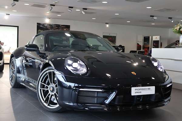 2023 Porsche 911 Targa Edition 50 Years Porsche Design 992