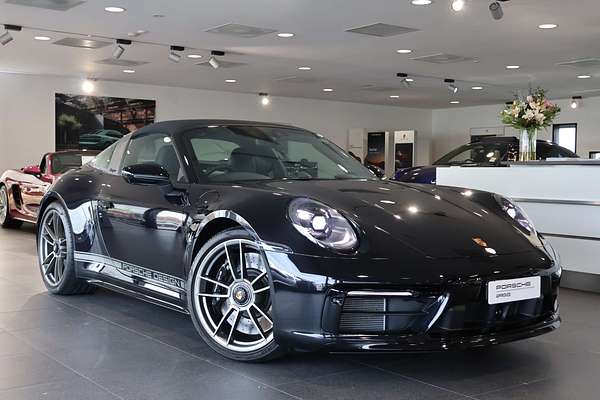 2023 Porsche 911 Targa Edition 50 Years Porsche Design 992