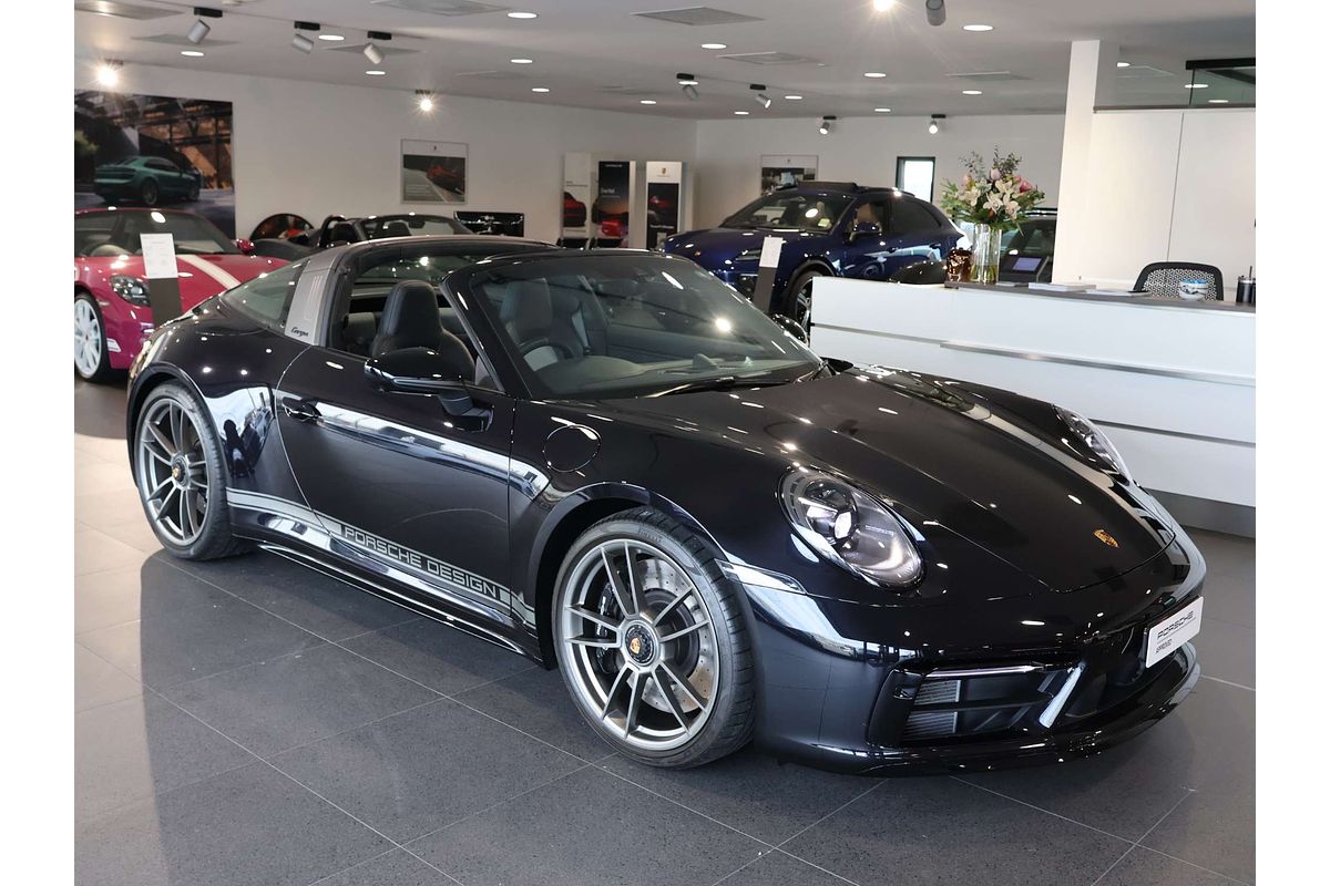 2023 Porsche 911 Targa Edition 50 Years Porsche Design 992