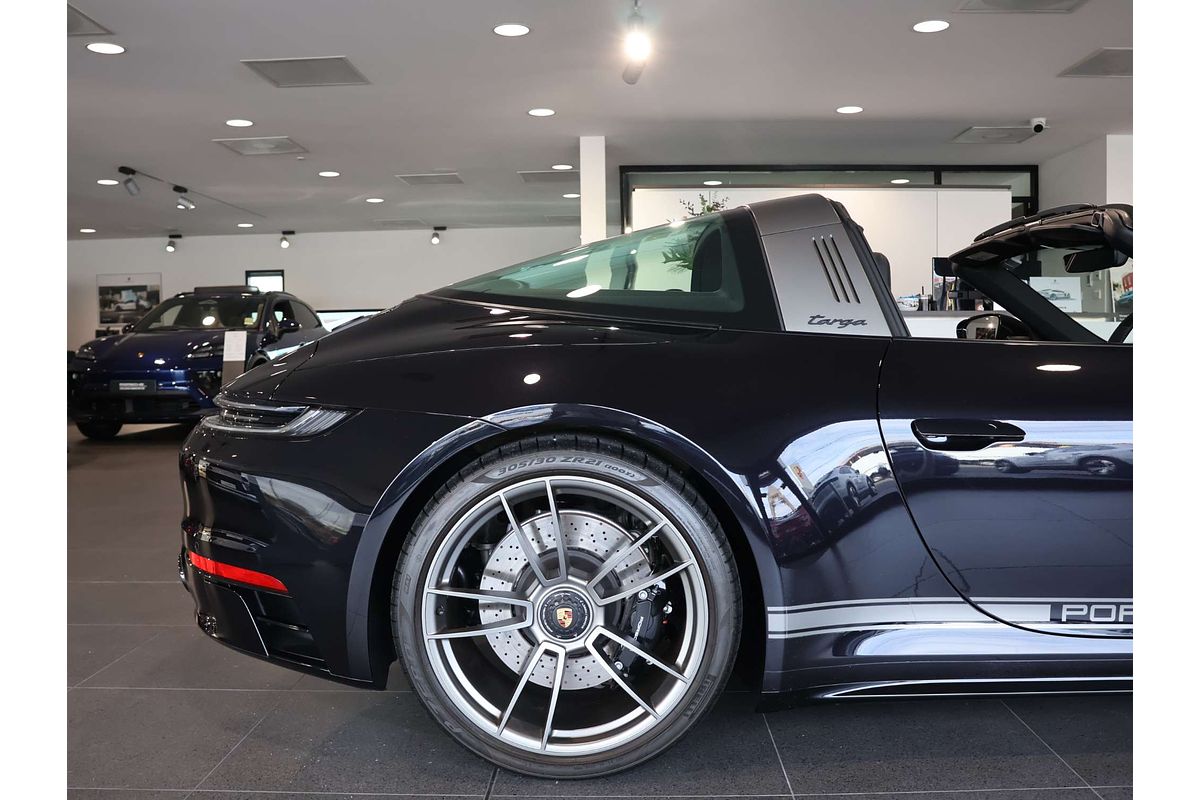 2023 Porsche 911 Targa Edition 50 Years Porsche Design 992