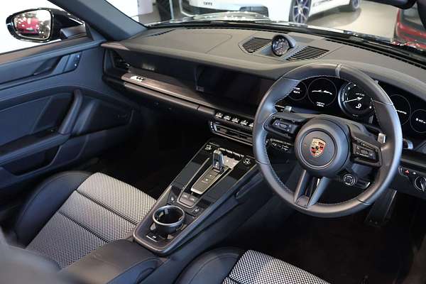 2023 Porsche 911 Targa Edition 50 Years Porsche Design 992