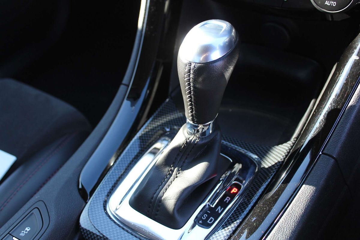 2016 Holden Ute SV6 Black VF Series II Rear Wheel Drive