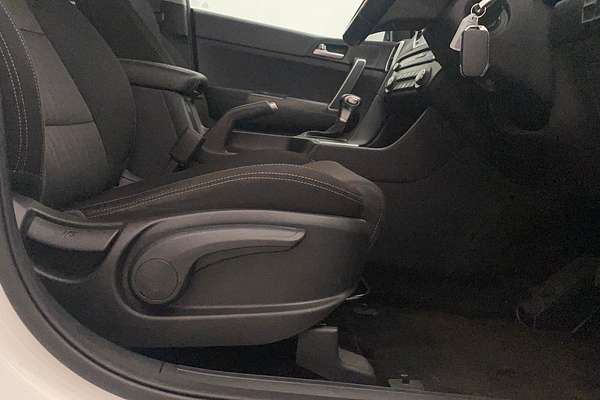2019 Kia Sportage S QL