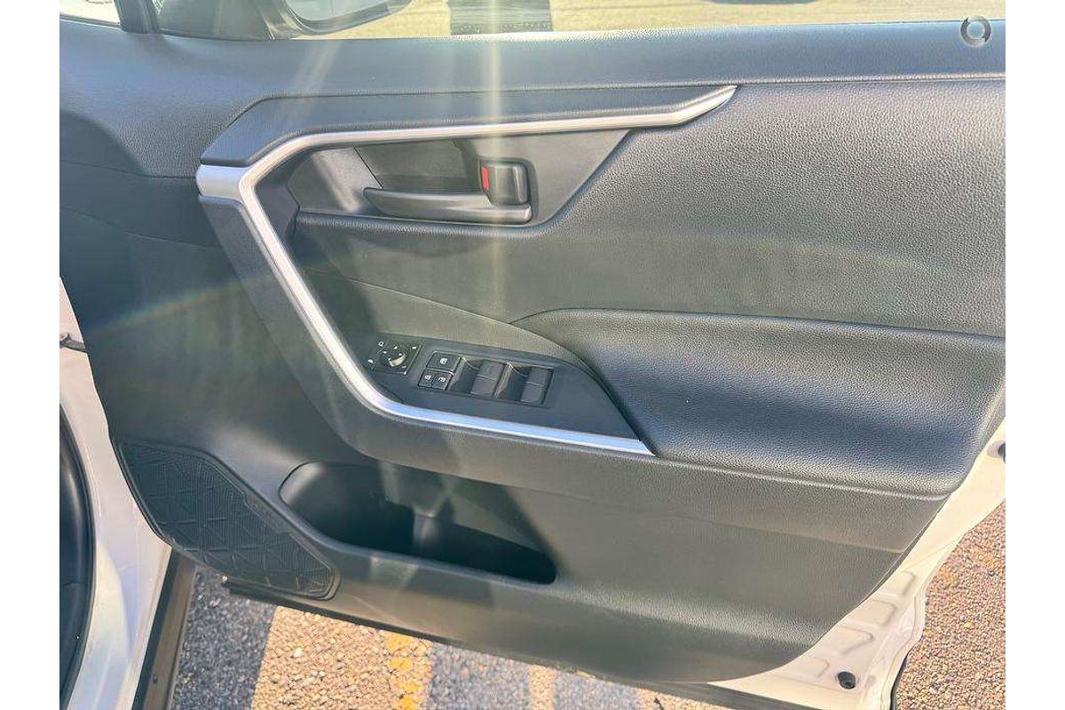 2019 Toyota RAV4 GX AXAH52R