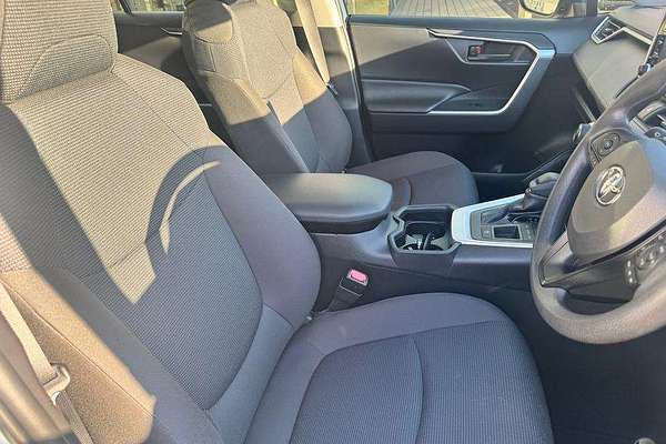 2019 Toyota RAV4 GX AXAH52R