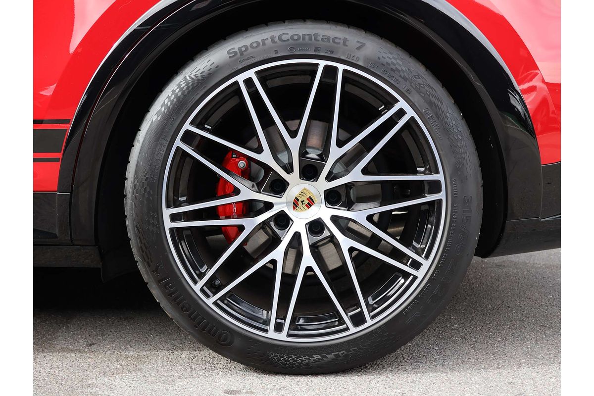 2024 Porsche Cayenne GTS 9YB II
