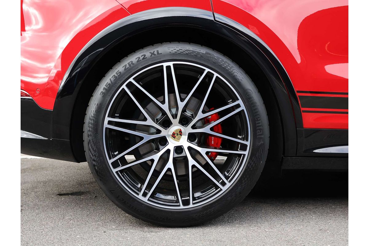 2024 Porsche Cayenne GTS 9YB II