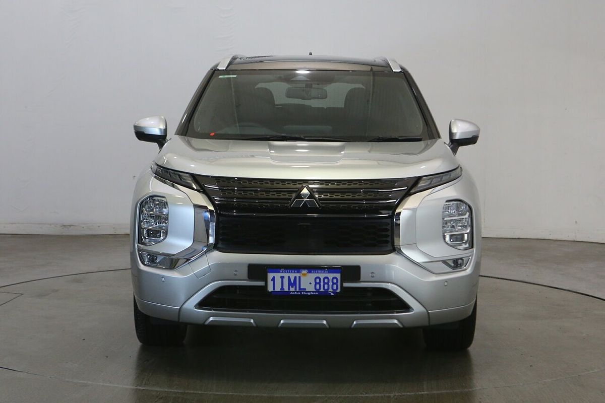 2023 Mitsubishi Outlander Exceed Tourer ZM