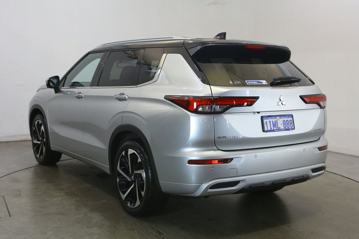 2023 Mitsubishi Outlander Exceed Tourer ZM