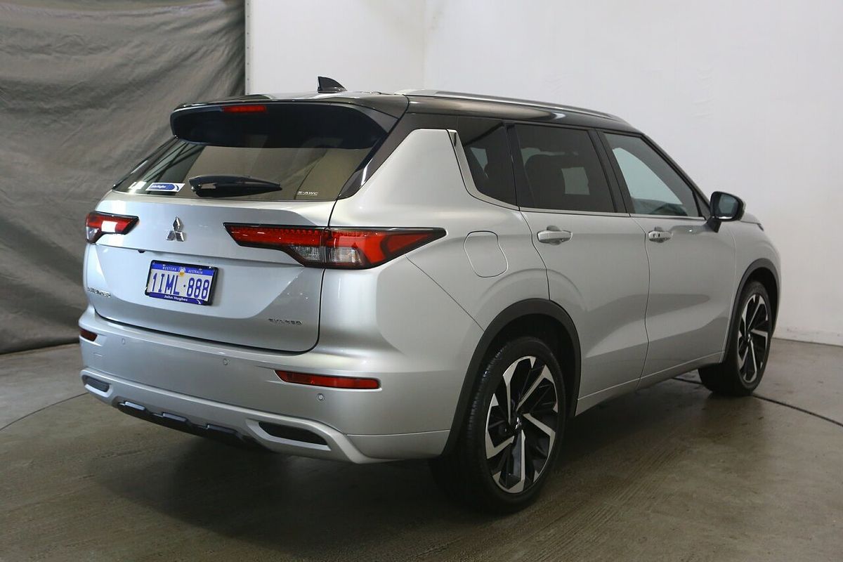 2023 Mitsubishi Outlander Exceed Tourer ZM