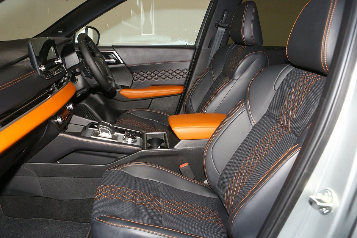 2023 Mitsubishi Outlander Exceed Tourer ZM