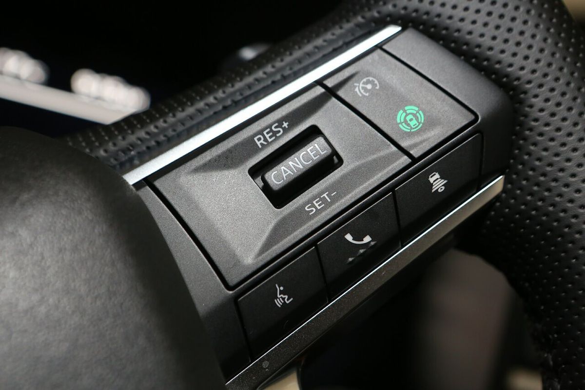 2023 Mitsubishi Outlander Exceed Tourer ZM